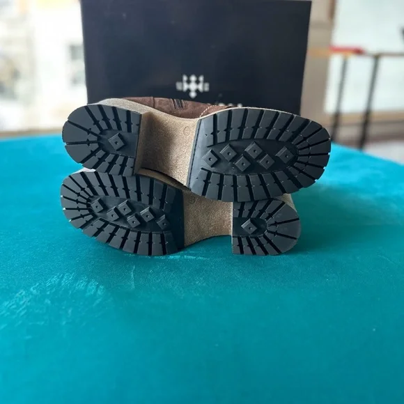 Robinson Size 40 - Picture 4 of 5